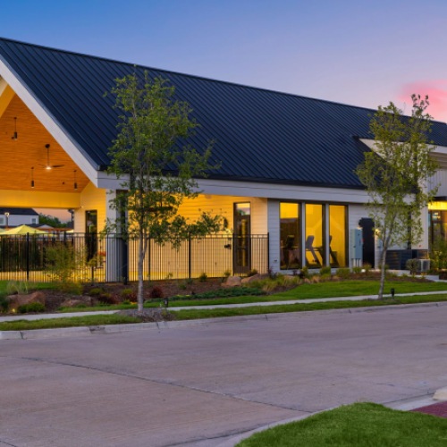 community clubhouse amenities ofr build to rent community in rowlett